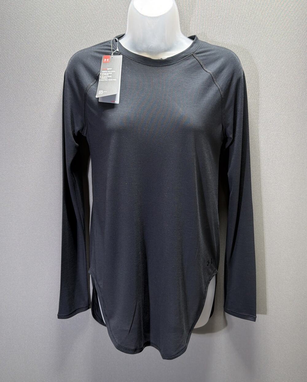 Women’s Athletic Top, Under Armour Heat Gear, Cutout Back, Size XS New W Tags